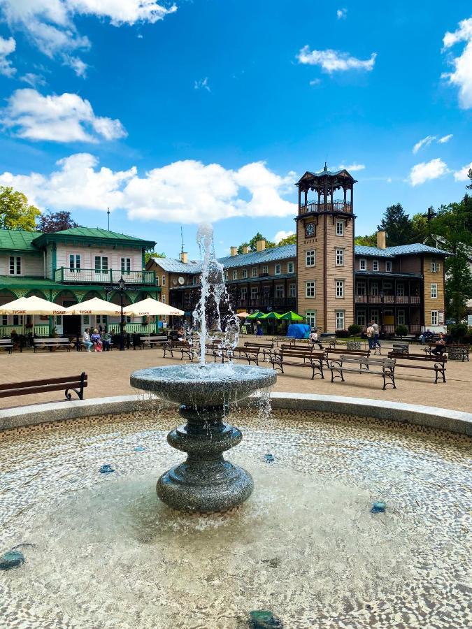 Amelia Zdroj Medical & Spa Iwonicz-Zdrój Dış mekan fotoğraf