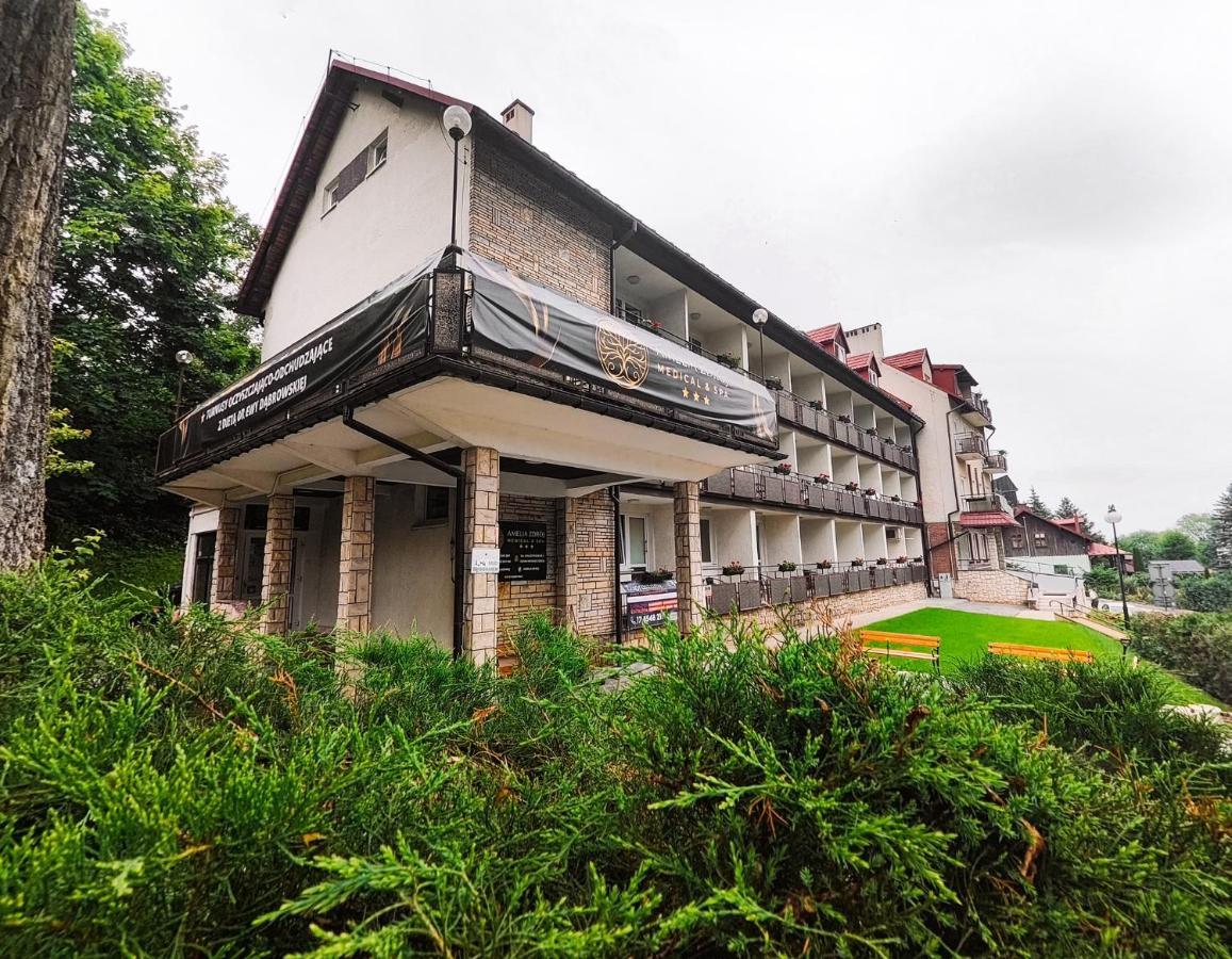 Amelia Zdroj Medical & Spa Iwonicz-Zdrój Dış mekan fotoğraf