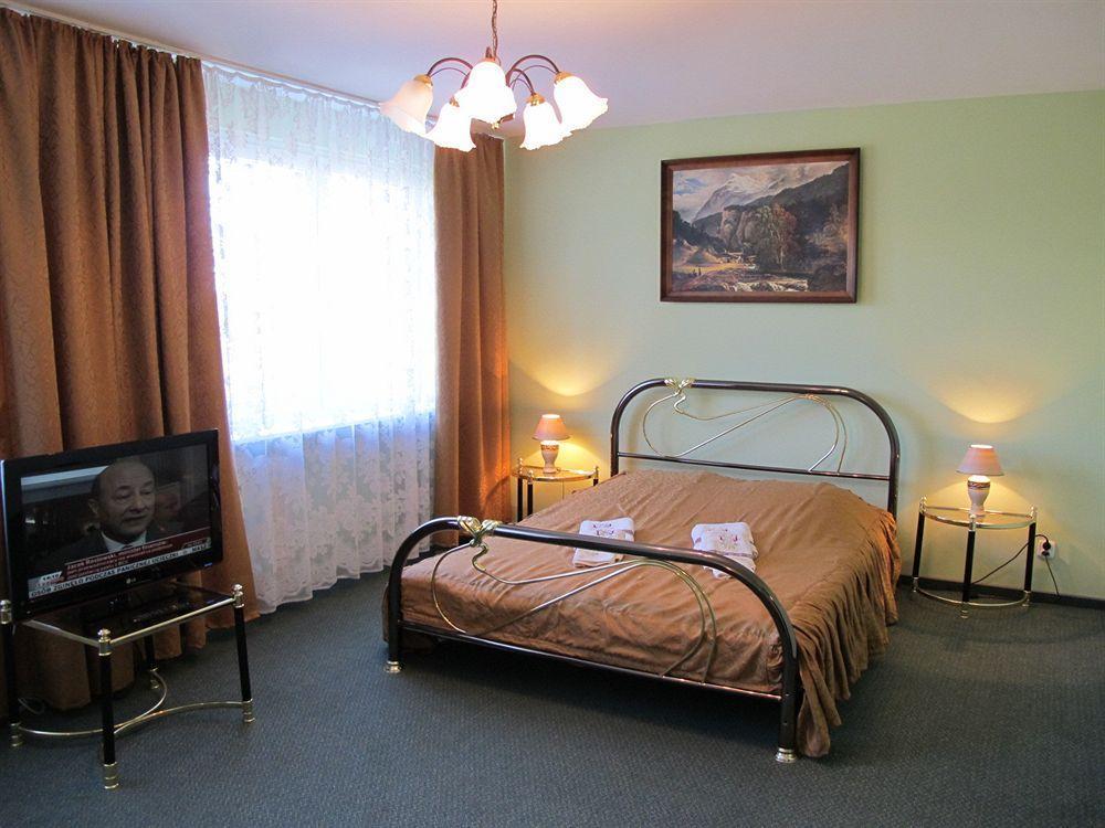 Amelia Zdroj Medical & Spa Iwonicz-Zdrój Dış mekan fotoğraf