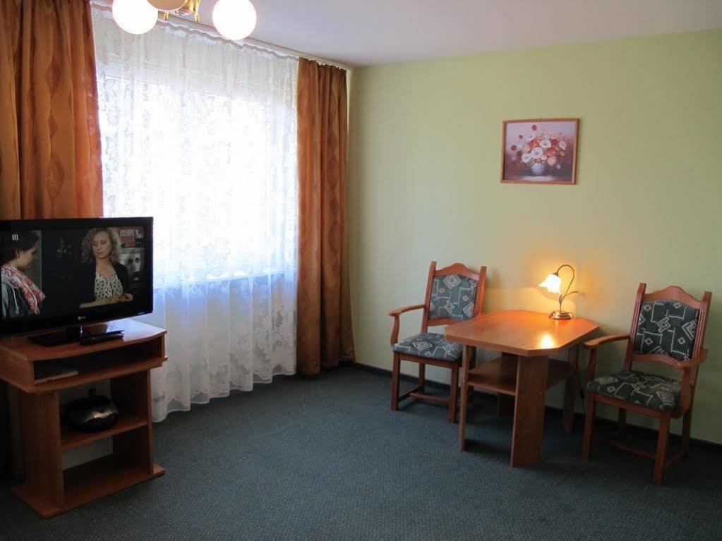 Amelia Zdroj Medical & Spa Iwonicz-Zdrój Dış mekan fotoğraf