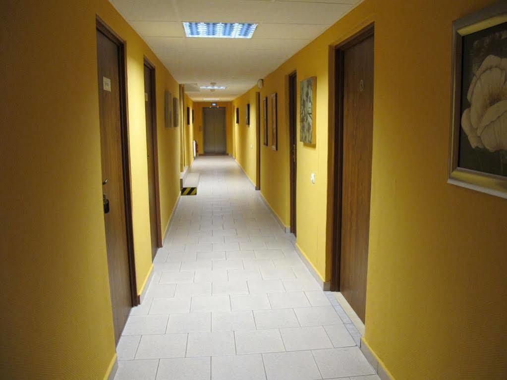Amelia Zdroj Medical & Spa Iwonicz-Zdrój Dış mekan fotoğraf